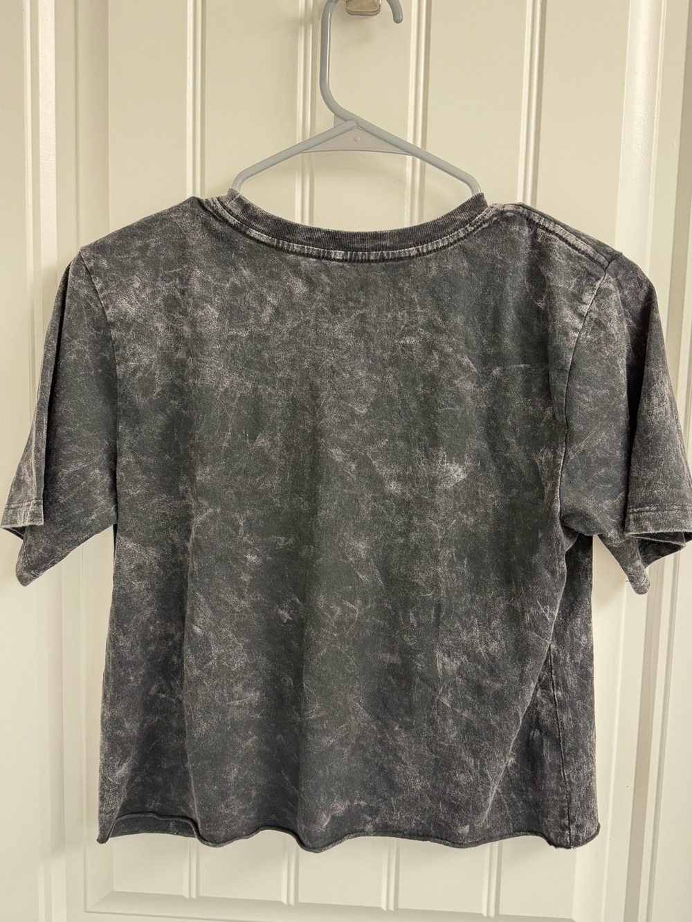 Kuromi Graphic Short-Sleeve Tee in Black with Pink Print - Kids - Picture 2 of 4